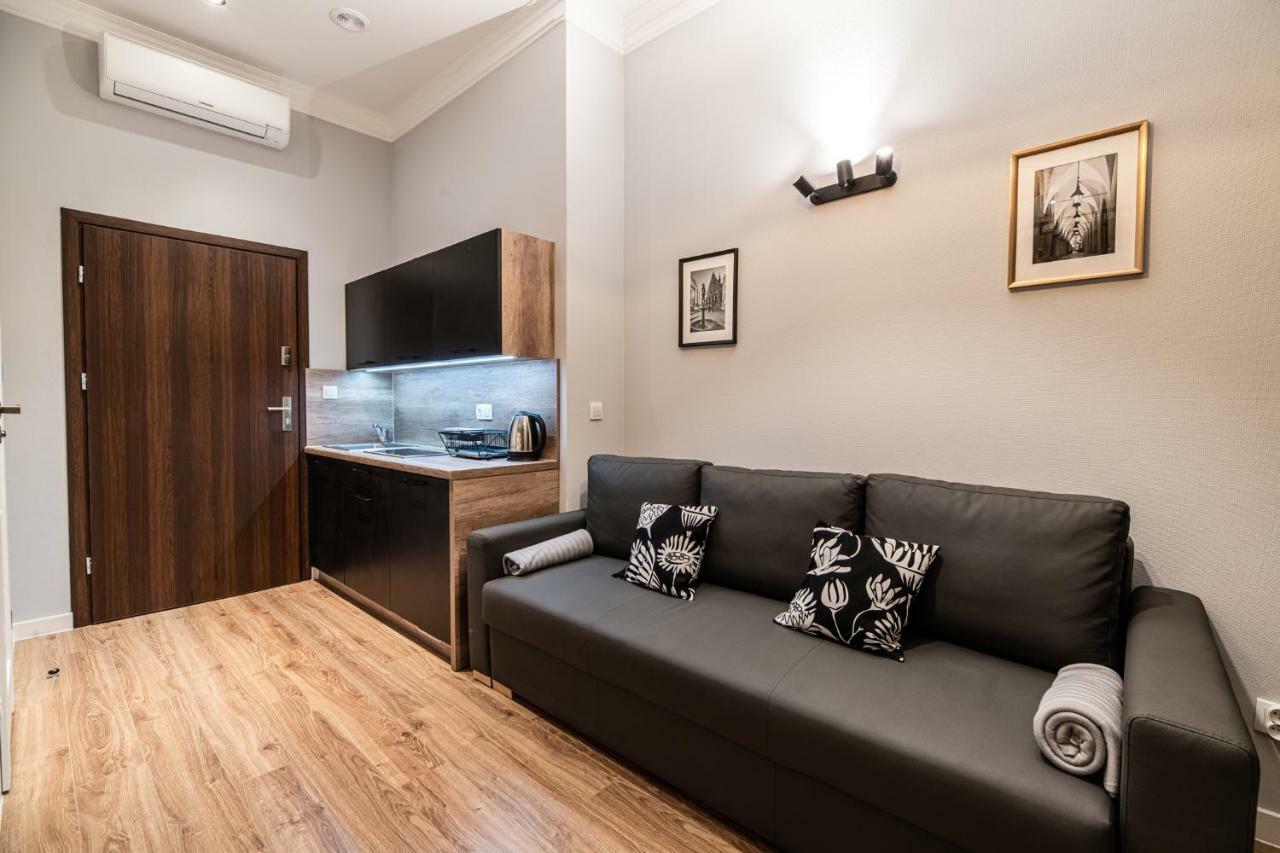 Lubomirskiego 23 Residence - Great Location, 10 Min To Main Square By Foot, Right Next To Main Rail And Bus Station Krakow Exterior photo