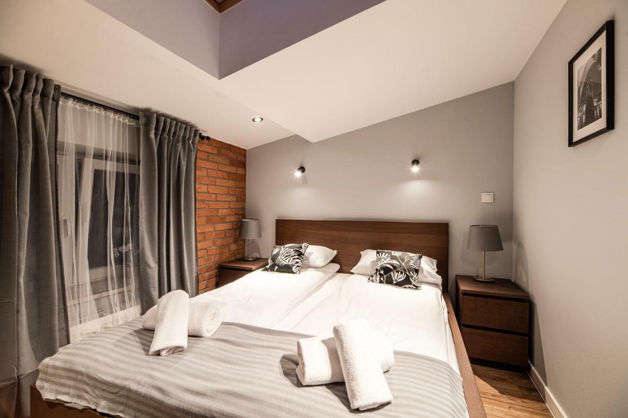 Lubomirskiego 23 Residence - Great Location, 10 Min To Main Square By Foot, Right Next To Main Rail And Bus Station Krakow Exterior photo