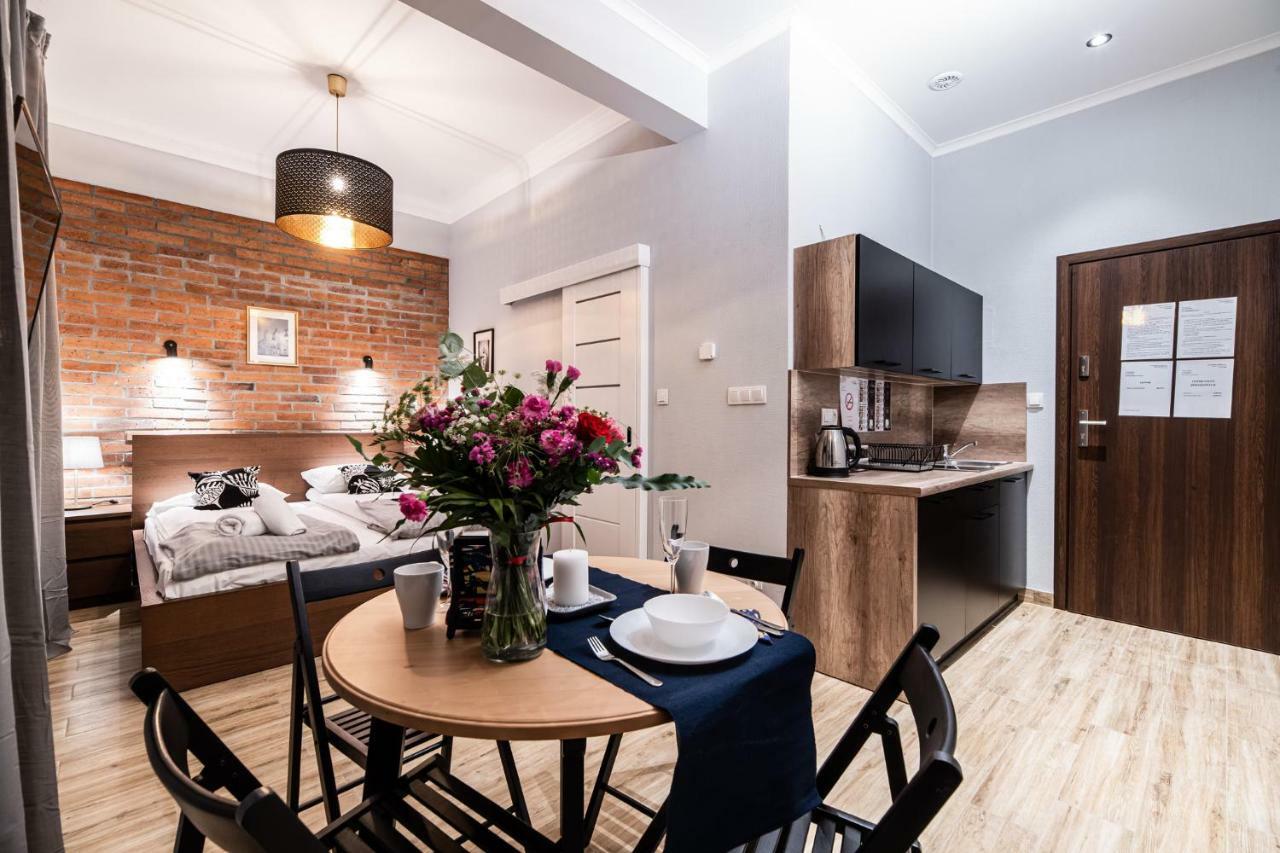 Lubomirskiego 23 Residence - Great Location, 10 Min To Main Square By Foot, Right Next To Main Rail And Bus Station Krakow Exterior photo